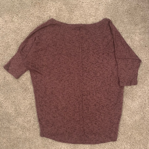 Mid-Sleeve Sweater - Picture 2 of 3